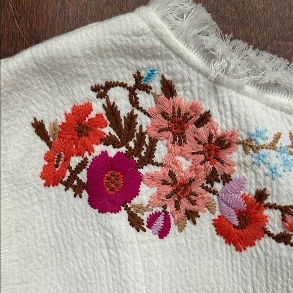 Sundance White Peplum Top with Multicolor Floral Embroidery, Size Medium - Picture 11 of 14